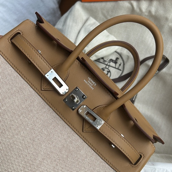 HERMÈS Limited Edition Birkin 25 handbag in Chai Swift leather and Toile H - Picture 11 of 14